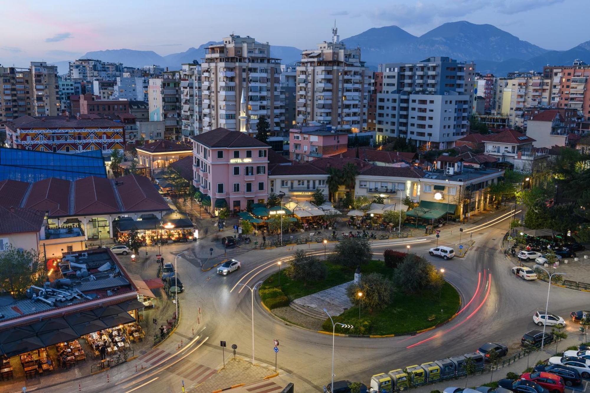 Terrace Tirana Cityscape 2 מראה חיצוני תמונה